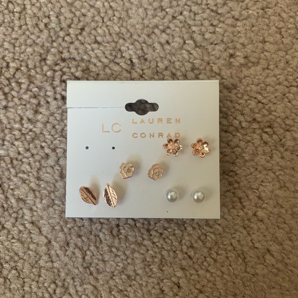 Lauren Conrad 4 Piece Set of Earrings - Picture 1 of 2